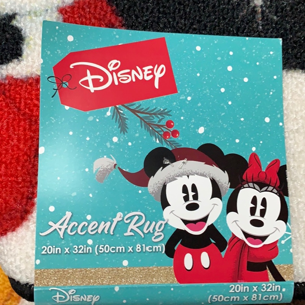 New Disney Mickey Rug - Picture 2 of 4
